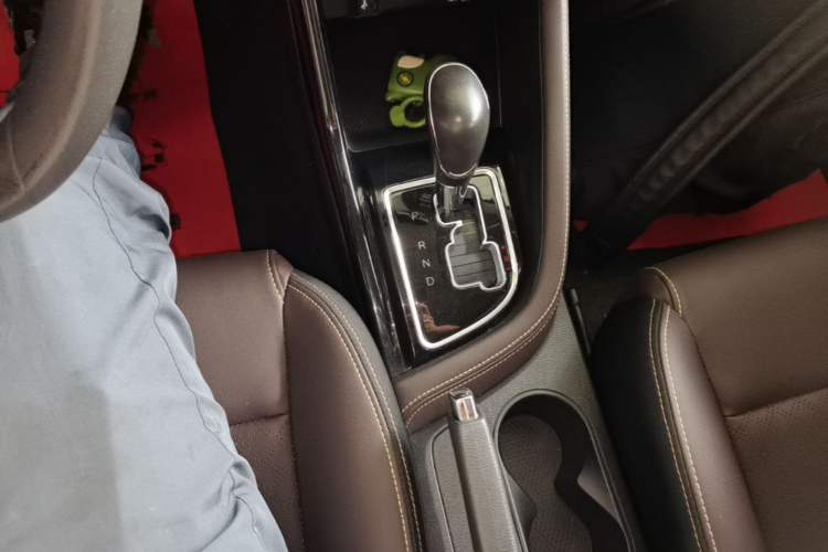 Used CHANGAN Eado DT 2018 1.6L Automatic Smart Enjoyment Model Gear Lever