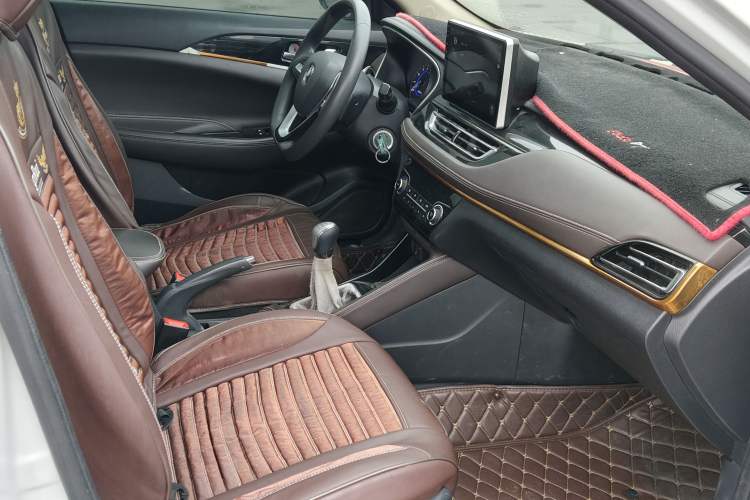 Used CHANGAN Eado DT 2018 1.6L Manual Enjoyment Model Interior 2