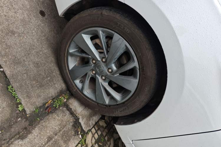 Used CHANGAN Eado DT 2018 1.6L Manual Smart Enjoyment Model Left Front Wheel Hub