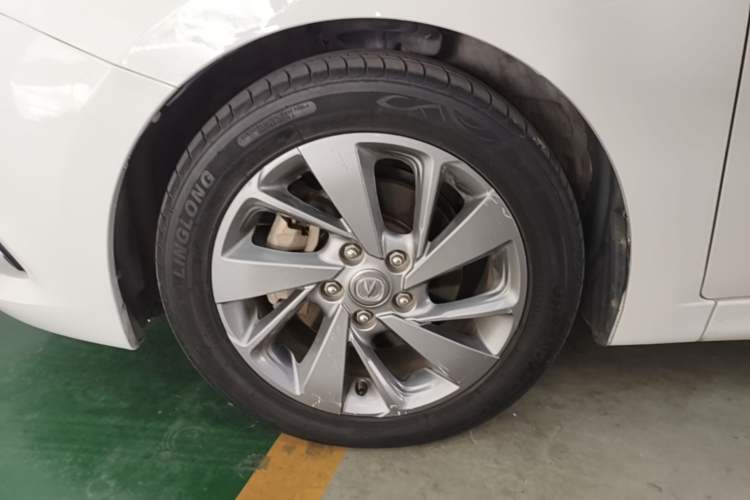 Used CHANGAN Eado DT 2018 1.6L Automatic Smart Enjoyment Model Left Front Wheel Hub