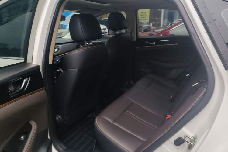 Used CHANGAN Eado DT 2018 1.6L Automatic Smart Enjoyment Model Left Rear Seat