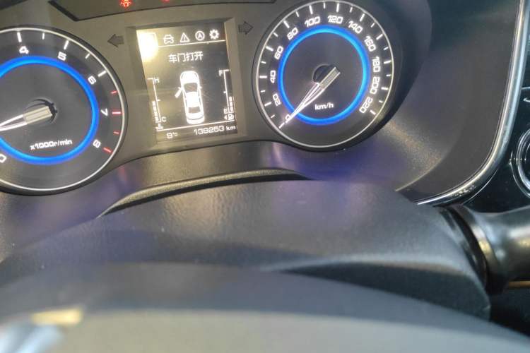 Used CHANGAN Eado DT 2018 1.6L Automatic Smart Enjoyment Model Odometer Close Up
