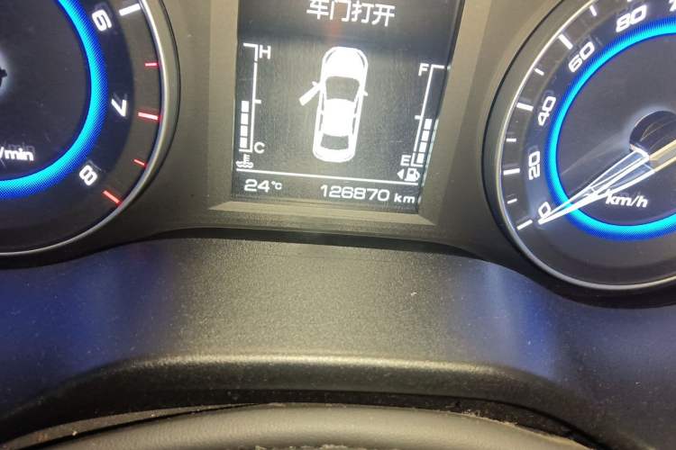 Used CHANGAN Eado DT 2018 1.6L Automatic Luxury Model Odometer Close Up