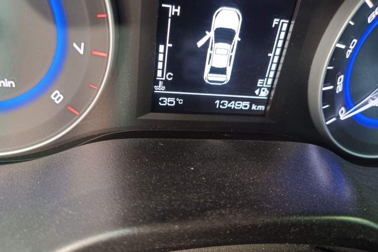 Used CHANGAN Eado DT 2018 1.6L Automatic Smart Enjoyment Model Odometer Close Up