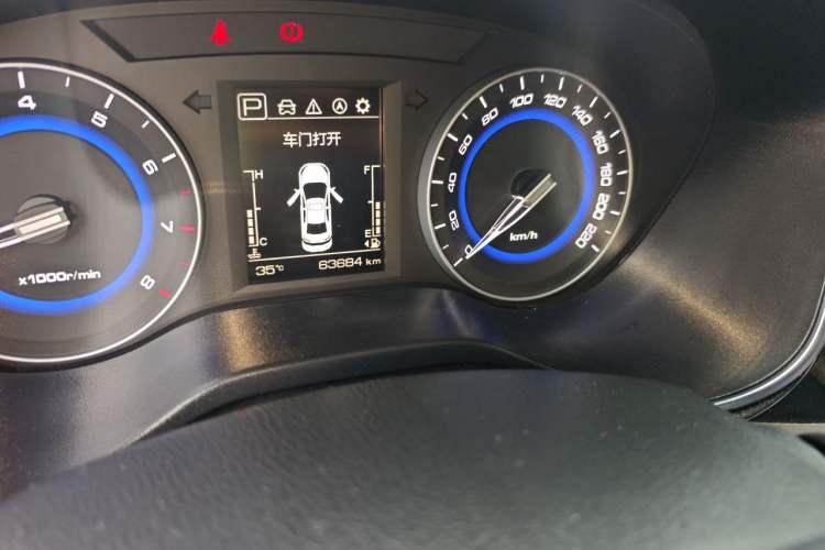 Used CHANGAN Eado DT 2018 1.6L Automatic Luxury Model Odometer Close Up