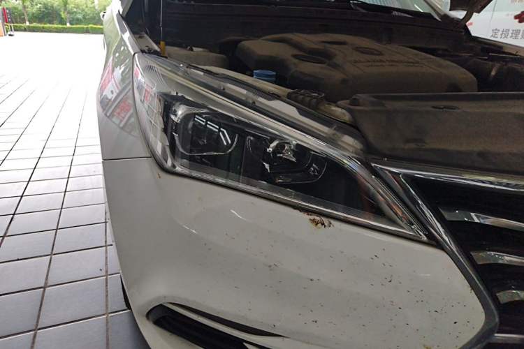 Used CHANGAN Eado DT 2018 1.6L Manual Luxury Model Right Front Headlight