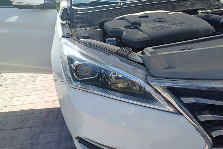 Used CHANGAN Eado DT 2018 1.6L Automatic Smart Enjoyment Model Right Front Headlight