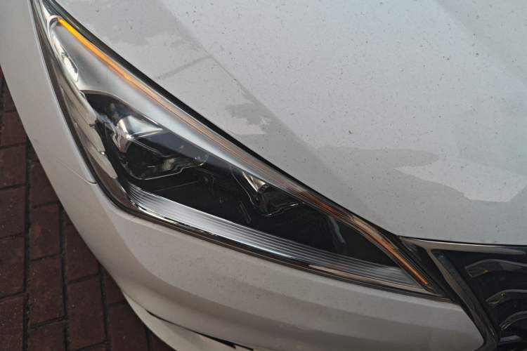 Used CHANGAN Eado DT 2018 1.6L Automatic Smart Enjoyment Model Right Front Headlight