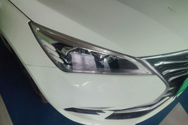 Used CHANGAN Eado DT 2018 1.6L Automatic Smart Enjoyment Model Right Front Headlight