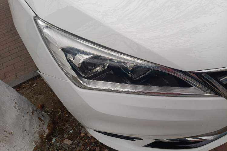 Used CHANGAN Eado DT 2018 1.6L Automatic Enjoyment Model Right Front Headlight