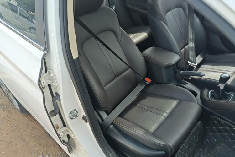 Used CHANGAN Eado DT 2018 1.6L Manual Smart Enjoyment Model Right Front Seat