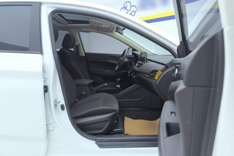 Used CHANGAN Eado DT 2018 1.6L Manual Comfort Model Right Front Seat