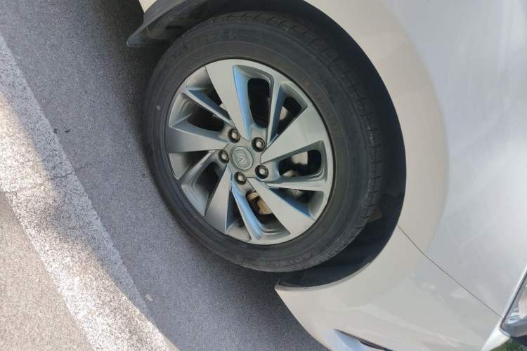 Used CHANGAN Eado DT 2018 1.6L Manual Smart Enjoyment Model Right Front Wheel Hub