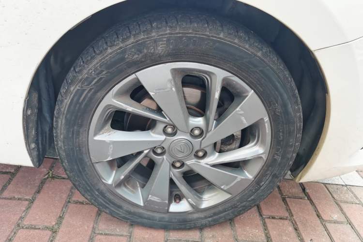 Used CHANGAN Eado DT 2018 1.6L Automatic Smart Enjoyment Model Right Front Wheel Hub