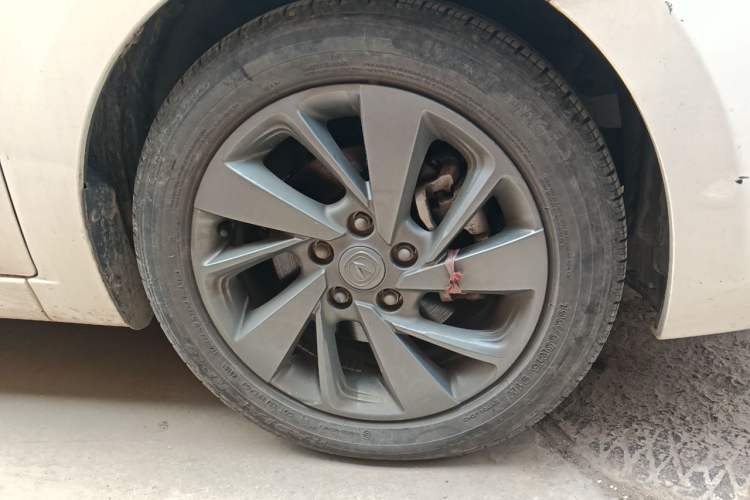 Used CHANGAN Eado DT 2018 1.6L Manual Smart Enjoyment Model Right Front Wheel Hub