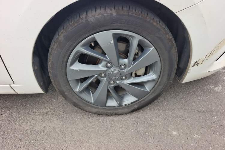 Used CHANGAN Eado DT 2018 1.6L Manual Enjoyment Model Right Front Wheel Hub