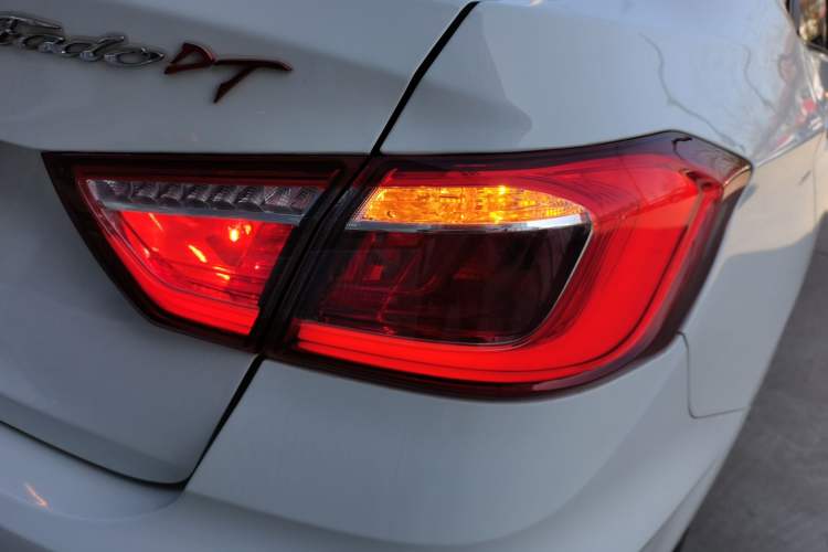 Used CHANGAN Eado DT 2018 1.6L Automatic Smart Enjoyment Model Right Rear Taillight