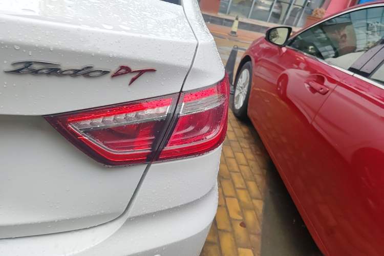 Used CHANGAN Eado DT 2018 1.6L Automatic Smart Enjoyment Model Right Rear Taillight