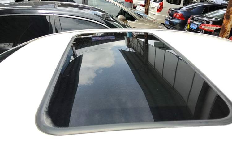 Used CHANGAN Eado DT 2018 1.6L Automatic Smart Enjoyment Model Roof