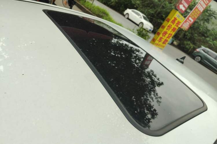 Used CHANGAN Eado DT 2018 1.6L Automatic Smart Enjoyment Model Roof