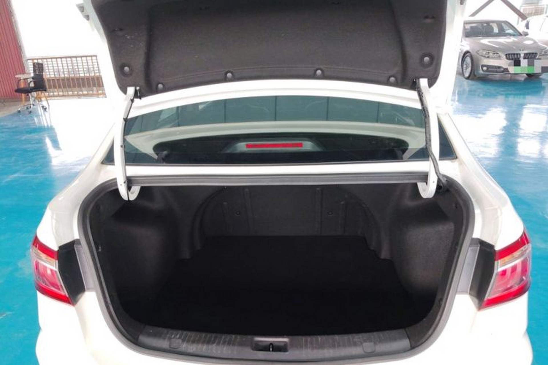 Used CHANGAN Eado DT 2018 1.6L Manual Smart Enjoyment Model Trunk