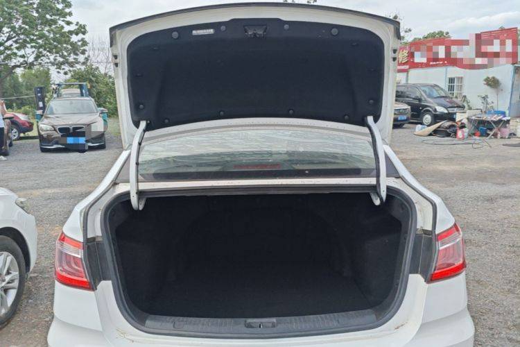 Used CHANGAN Eado DT 2018 1.6L Manual Smart Enjoyment Model Trunk