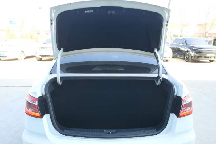 Used CHANGAN Eado DT 2018 1.6L Automatic Smart Enjoyment Model Trunk