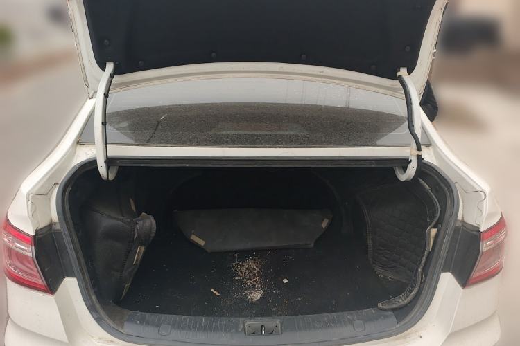 Used CHANGAN Eado DT 2018 1.6L Automatic Luxury Model Trunk