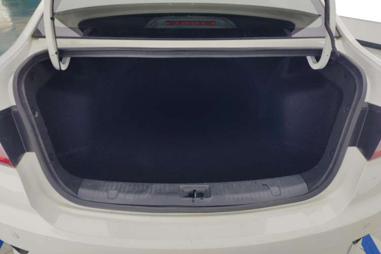 Used CHANGAN Eado DT 2018 1.6L Manual Smart Enjoyment Model Trunk