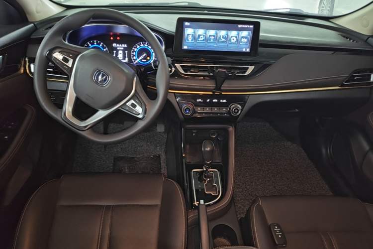 Used CHANGAN Eado DT 2018 1.6L Automatic Smart Enjoyment Model Center Console