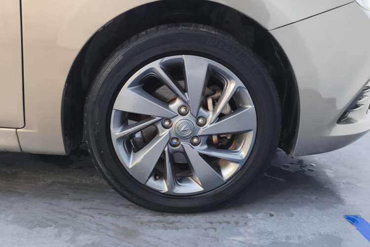 Used CHANGAN Eado DT 2018 1.6L Manual Smart Enjoyment Model Left Front Wheel Hub