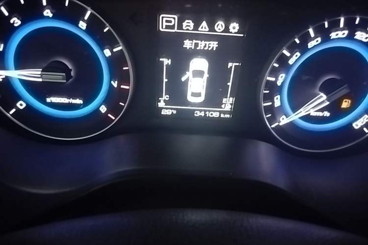Used CHANGAN Eado DT 2018 1.6L Automatic Smart Enjoyment Model Odometer Close Up