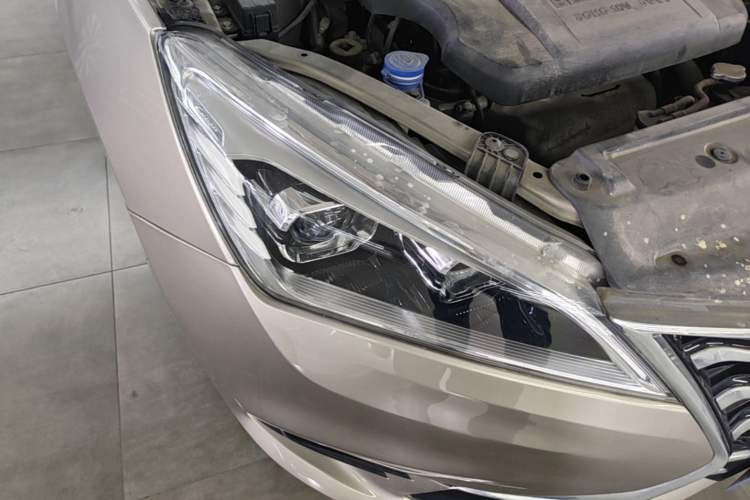 Used CHANGAN Eado DT 2018 1.6L Automatic Smart Enjoyment Model Right Front Headlight