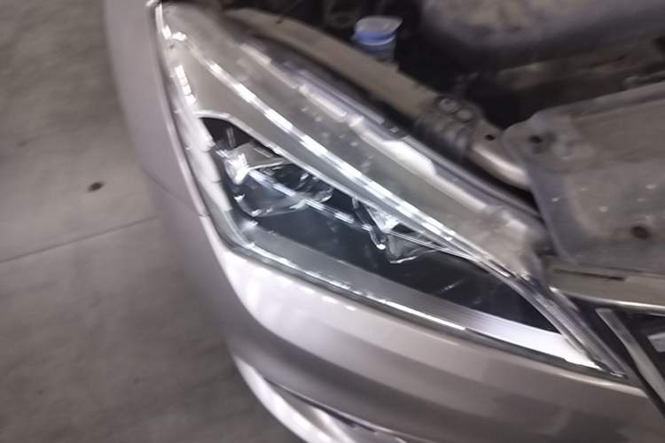 Used CHANGAN Eado DT 2018 1.6L Automatic Smart Enjoyment Model Right Front Headlight