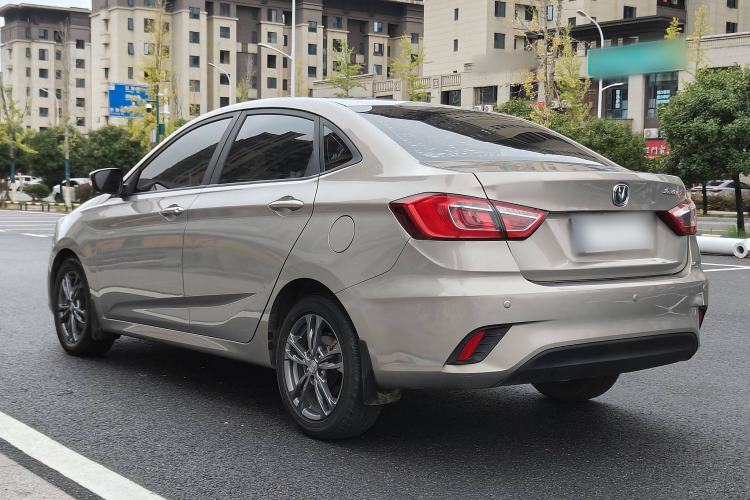 Used CHANGAN Eado DT 2019 1.6L Automatic Enjoyment Model China VI Standard Exterior 3