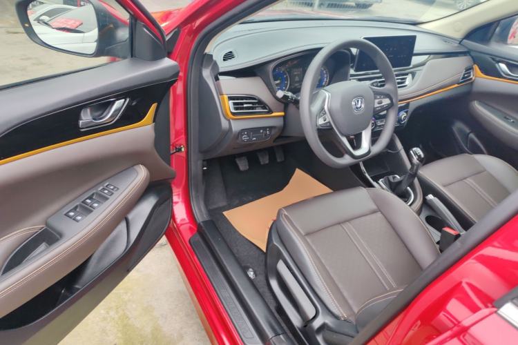 Used CHANGAN Eado DT 2019 1.6L Manual Enjoyment Model China VI Standard Driver Seat