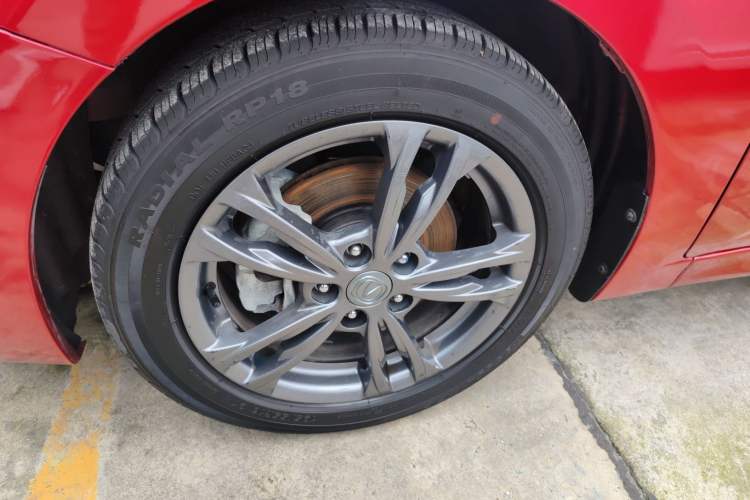 Used CHANGAN Eado DT 2019 1.6L Manual Enjoyment Model China VI Standard Left Front Wheel Hub