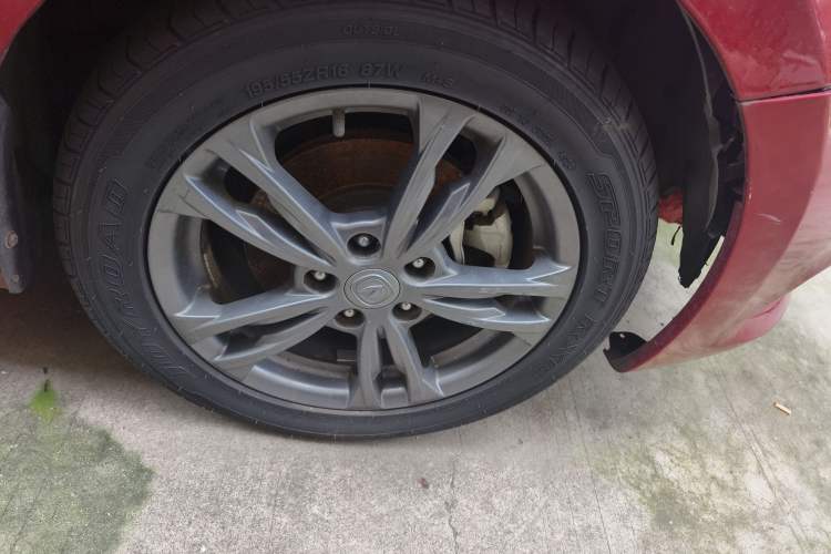 Used CHANGAN Eado DT 2019 1.6L Manual Enjoyment Model China VI Standard Right Front Wheel Hub