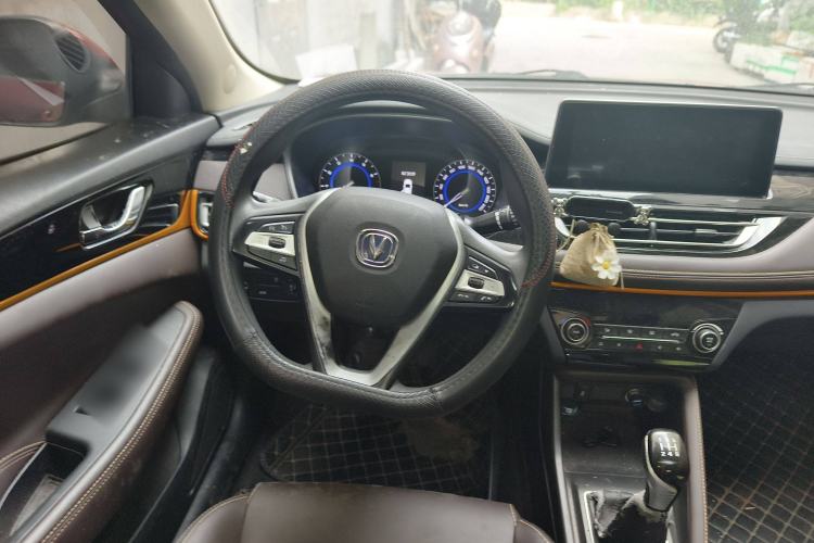 Used CHANGAN Eado DT 2019 1.6L Manual Enjoyment Model China VI Standard Steering Wheel