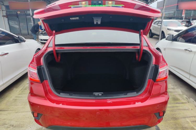 Used CHANGAN Eado DT 2019 1.6L Manual Enjoyment Model China VI Standard Trunk