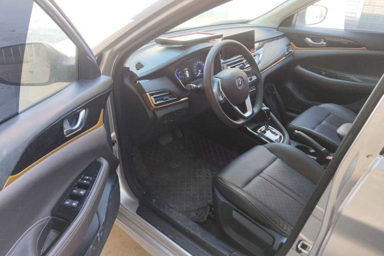 Used CHANGAN Eado DT 2019 1.6L Automatic Smart Enjoyment Model China VI Standard Driver Seat