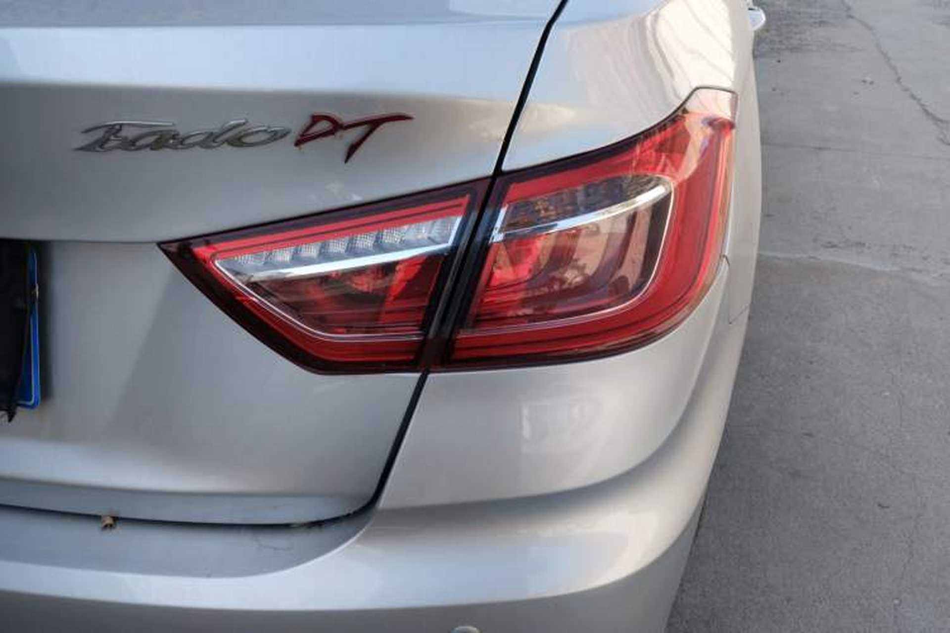 Used CHANGAN Eado DT 2019 1.6L Automatic Smart Enjoyment Model China VI Standard Exterior 3