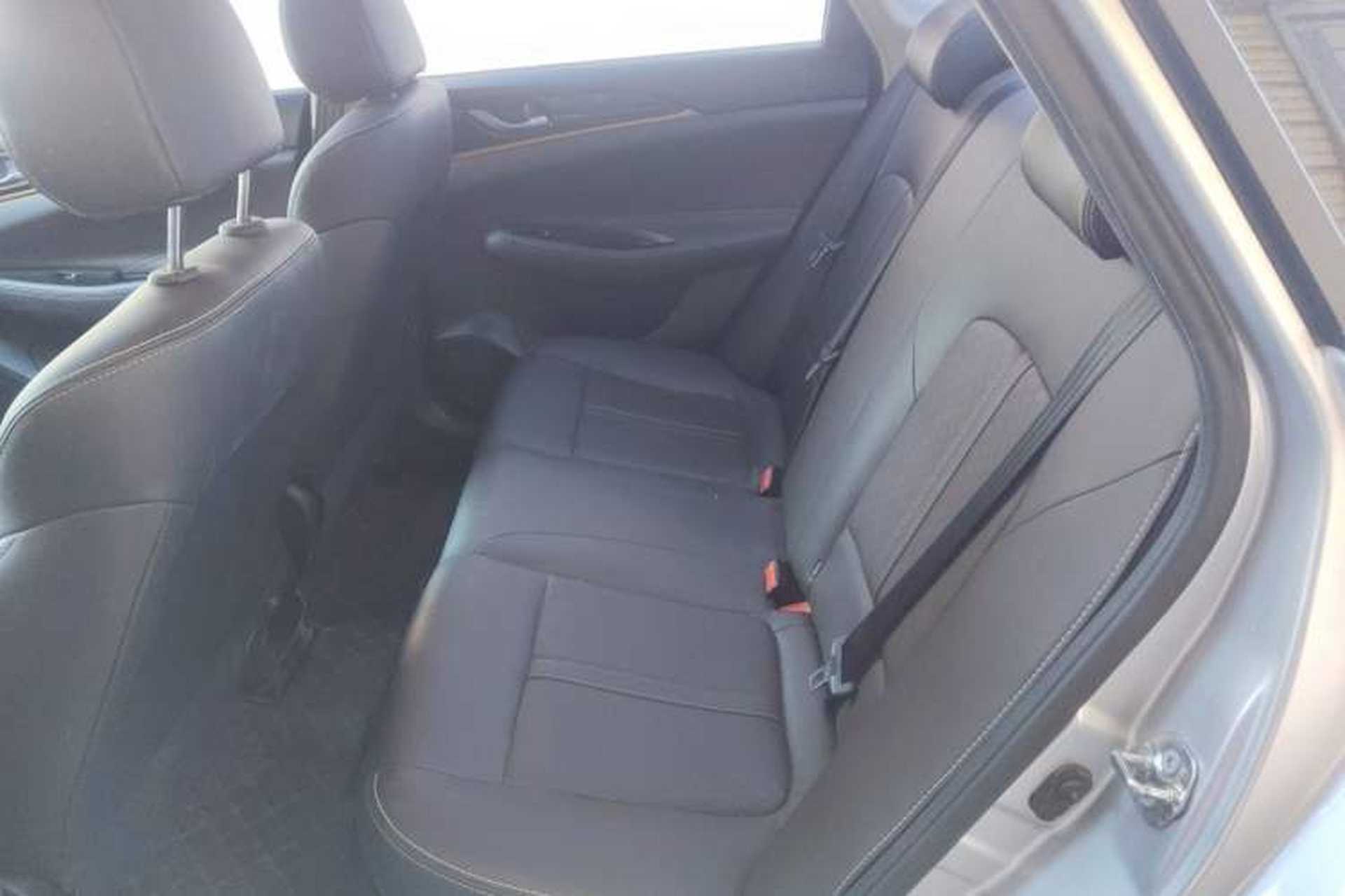 Used CHANGAN Eado DT 2019 1.6L Automatic Smart Enjoyment Model China VI Standard Left Rear Seat