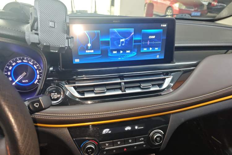 Used CHANGAN Eado DT 2019 1.6L Automatic Smart Enjoyment Model China VI Standard Audio And AC Panel