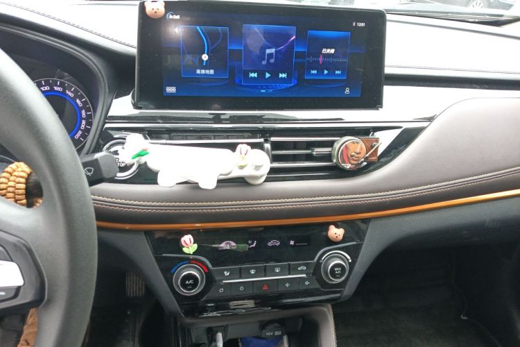 Used CHANGAN Eado DT 2019 1.6L Automatic Smart Enjoyment Model China VI Standard Audio And AC Panel