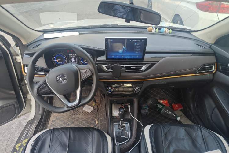 Used CHANGAN Eado DT 2019 1.6L Automatic Enjoyment Model China V Standard Center Console