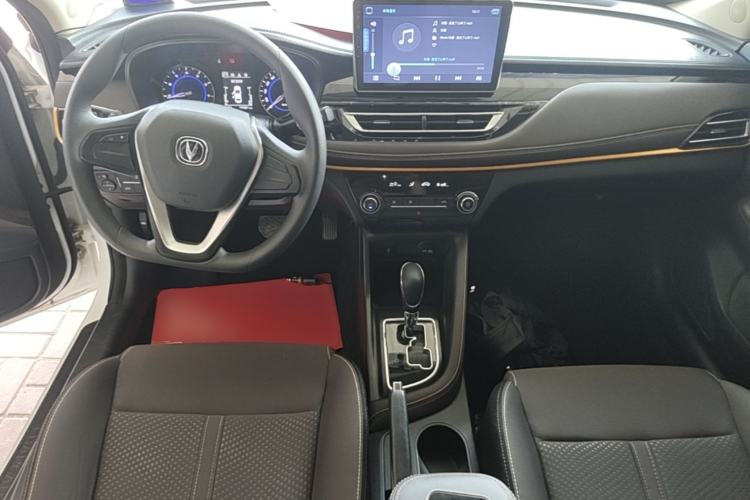 Used CHANGAN Eado DT 2019 1.6L Automatic Enjoyment Model China VI Standard Center Console