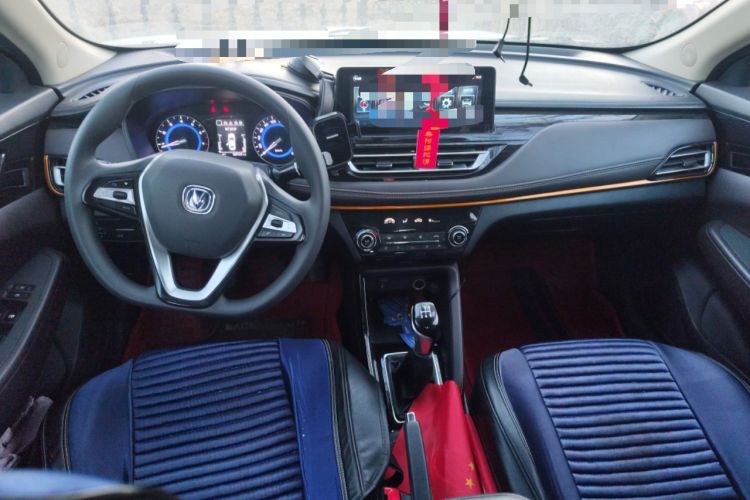 Used CHANGAN Eado DT 2019 1.6L Manual Comfort Model China VI Standard Center Console