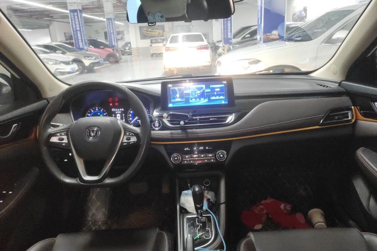 Used CHANGAN Eado DT 2019 1.6L Automatic Smart Enjoyment Model China VI Standard Center Console