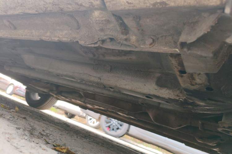 Used CHANGAN Eado DT 2019 1.6L Manual Enjoyment Model China VI Standard Chassis Front Right